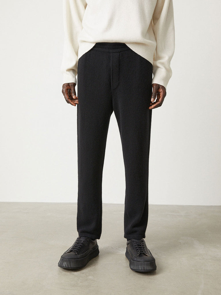 Damon Trousers Black | Lisa Yang | Black trousers in 100% cashmere